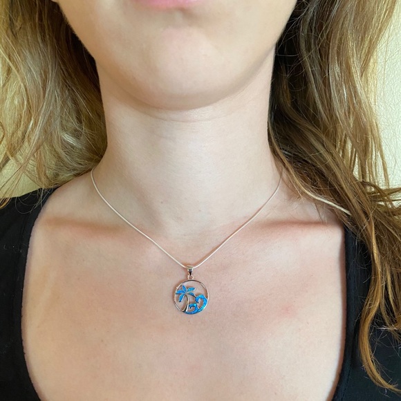 .925 Sterling Silver Waves and Palm Tree Necklace - Picture 7 of 16